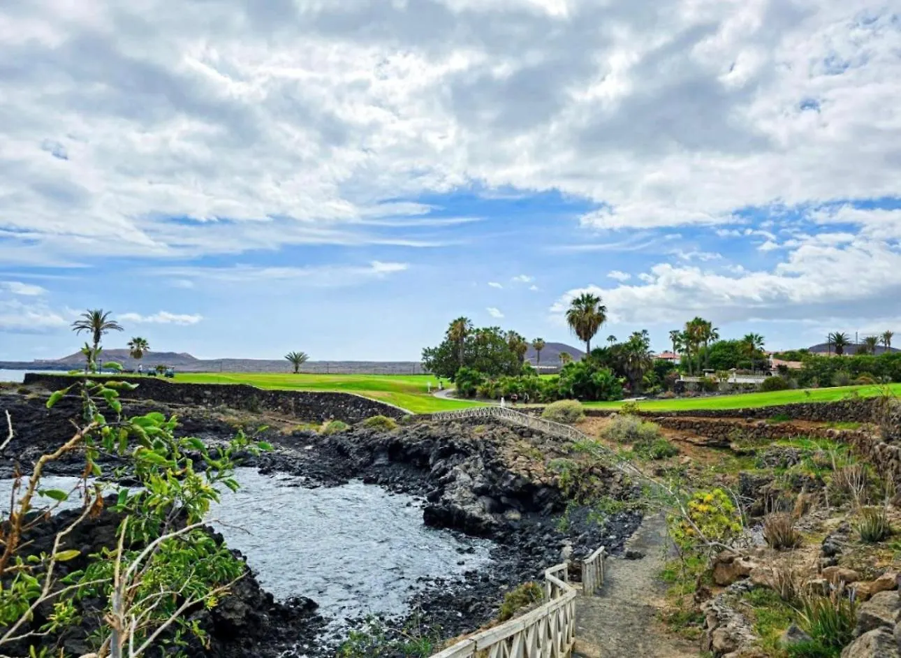 House Helen Holiday Inn Golf Σαν Μιγκέλ ντε Αμπόνα Διαμέρισμα